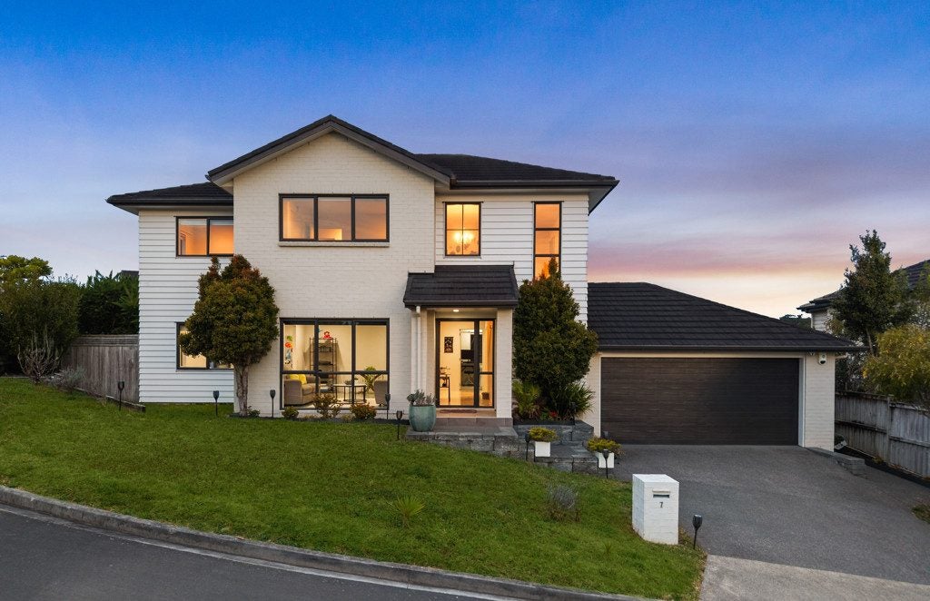 7 Viera Drive, Flat Bush, Manukau City, Auckland - Carousel 1