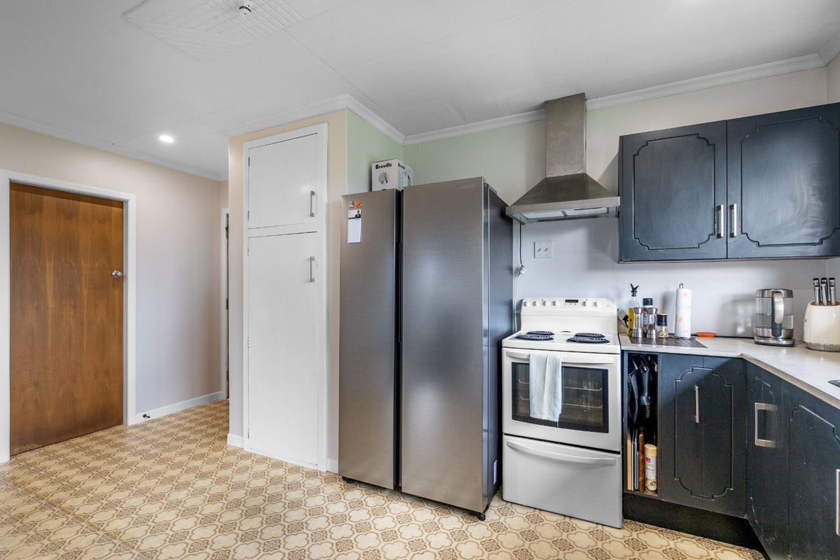 48 Ross Street, Grasmere, Invercargill - Carousel 2