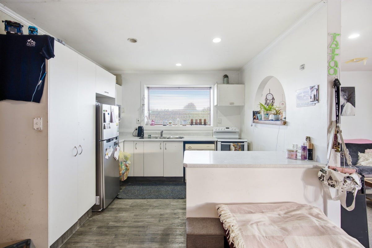 97 Oakhampton Street, Hornby, Christchurch - Carousel 2