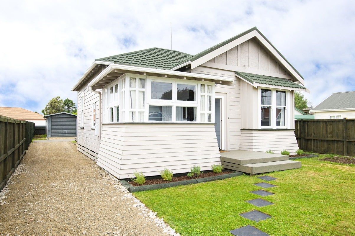 6 Dominion Road, Te Hapara, Gisborne - Carousel 2