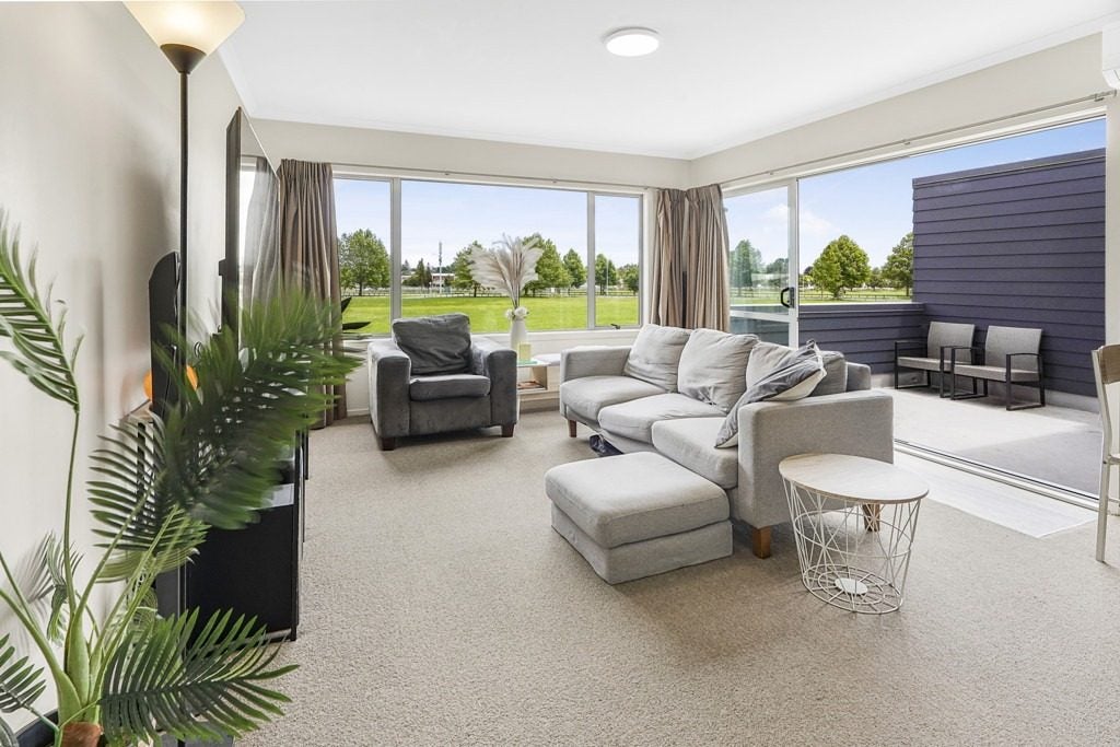19H Inverness Avenue, Hamilton East, Hamilton - Carousel 1