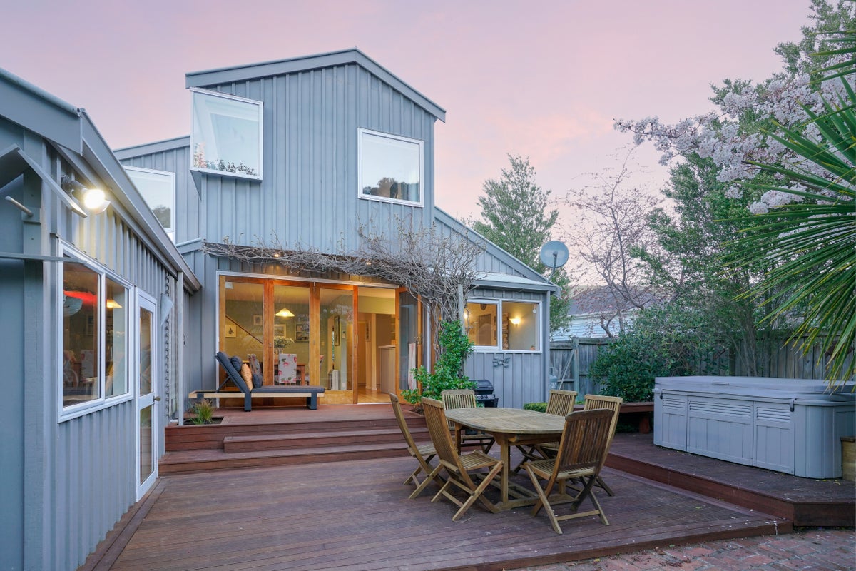 36 Stoke Street, Sumner, Christchurch - Carousel 1