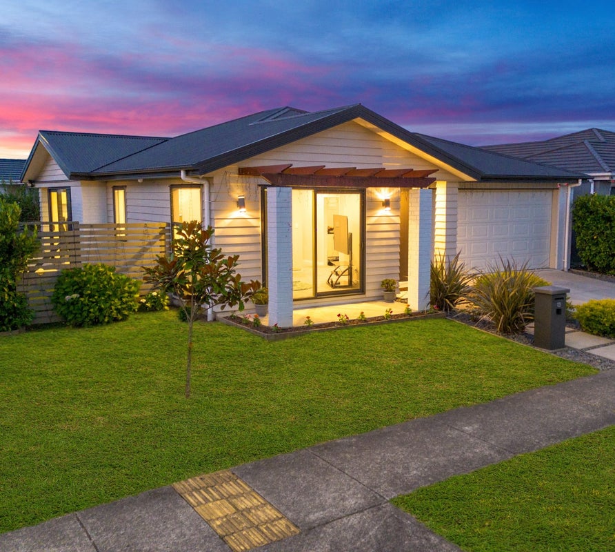 13 Kapia Drive, takanini, Auckland - Carousel 1