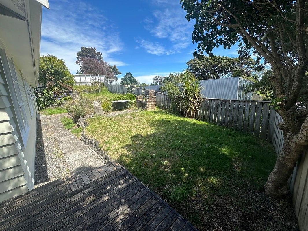 58 Tiromoana Road, Raumati South, Paraparaumu - Carousel 12