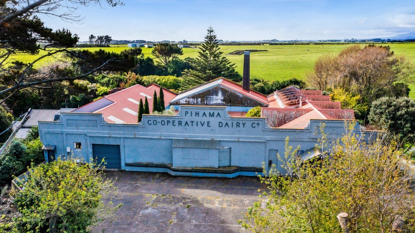 3510 South Road, Pihama, Opunake - Carousel 2