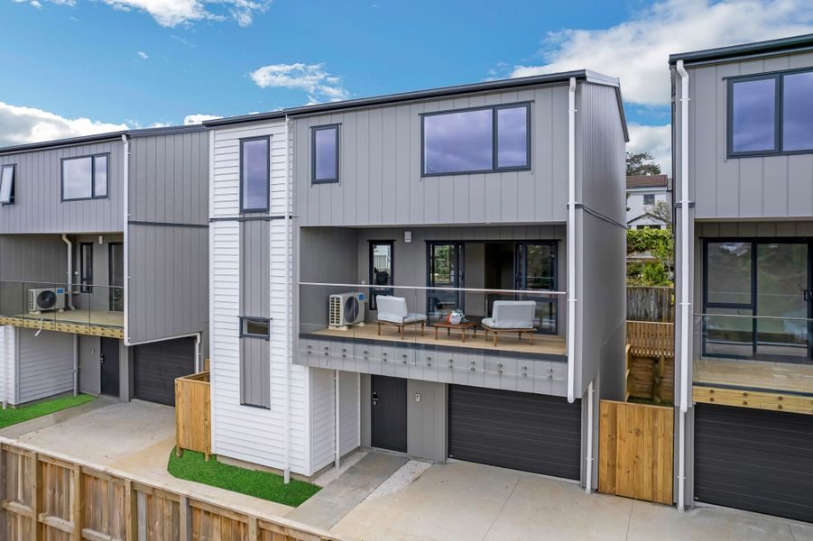 3/49 Northboro Road, Belmont, Auckland - Carousel 11