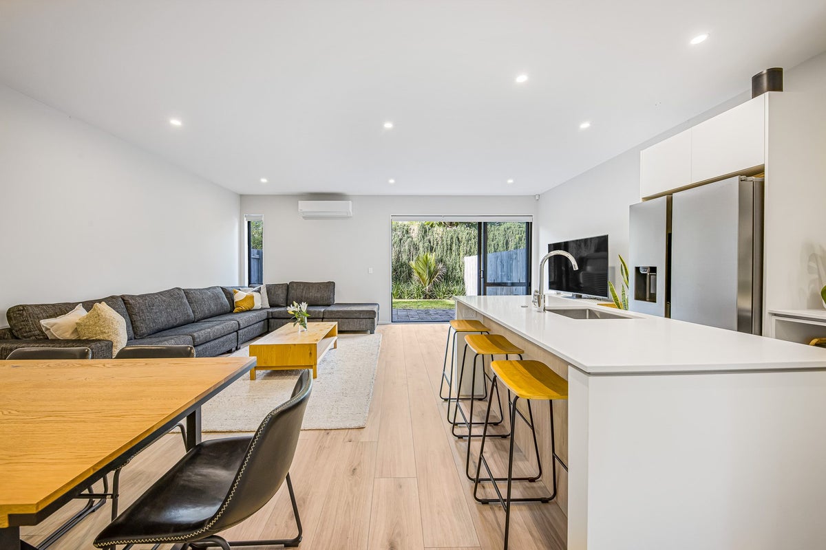 65 Roundel Crescent, Whenuapai, Waitakere City, Auckland - Carousel 2