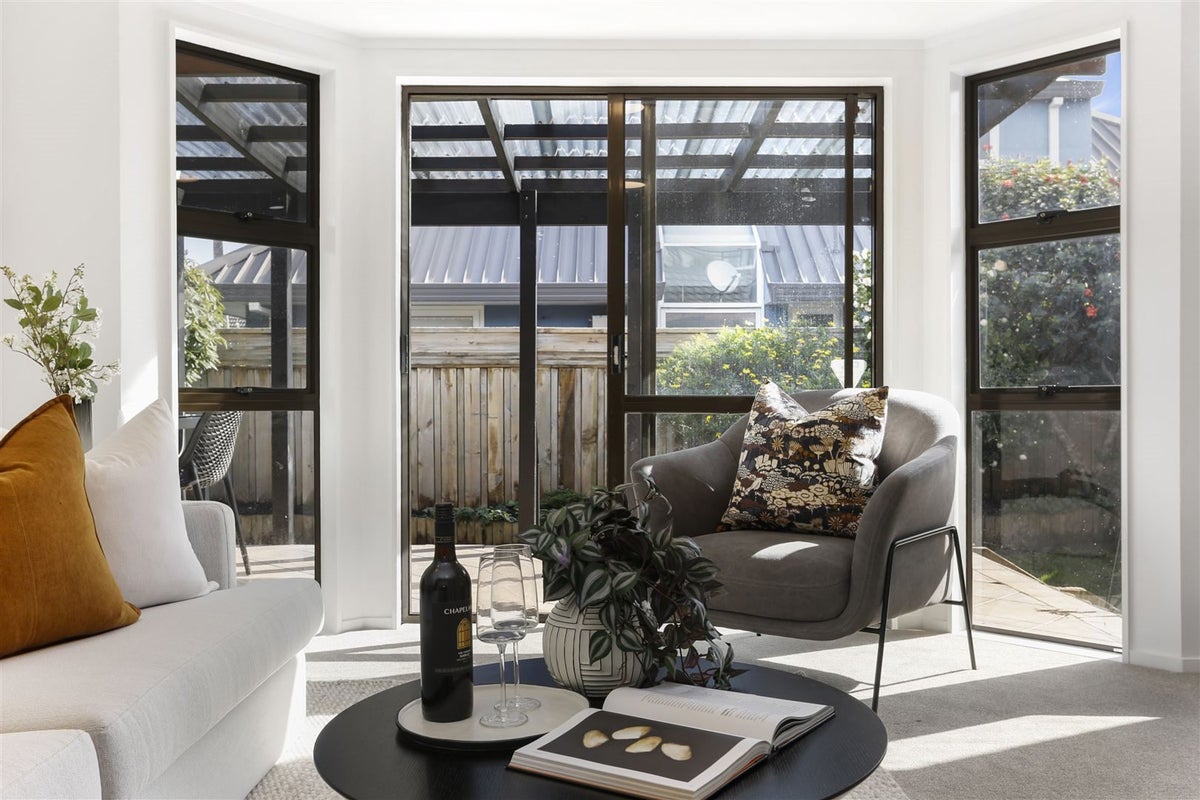 2/55 Killarney Street, Takapuna, Auckland - Carousel 2