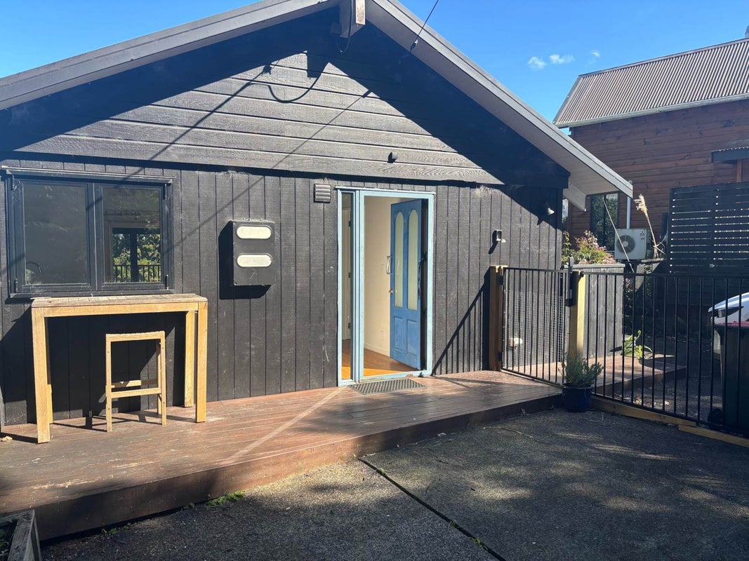1109 Huia Road, Huia, Auckland - Carousel 1