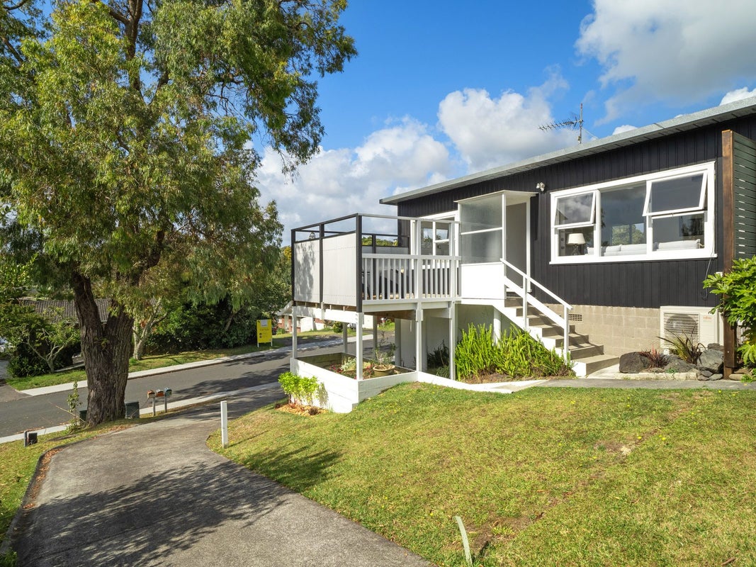 6A Tallington Crescent, Torbay, Auckland - Carousel 1