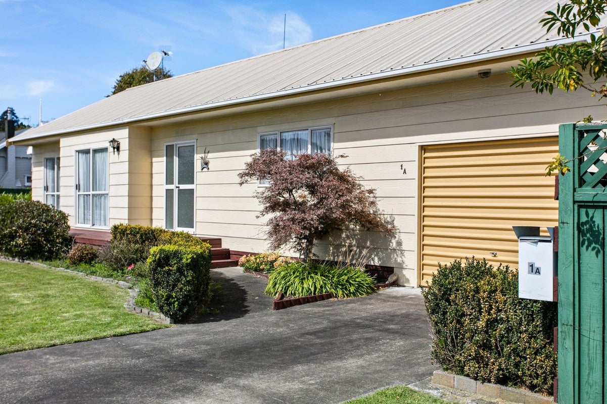 1A Domett Street, Whataupoko, Gisborne - Carousel 2
