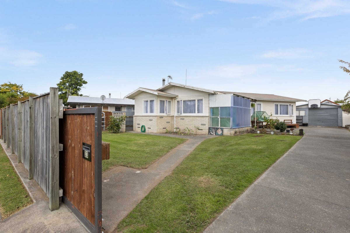 33 Bristol Street, Tamatea, Napier - Carousel 13
