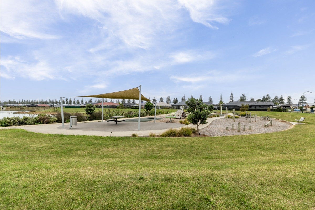 29 Waimakariri Drive, Awatoto, Napier - Carousel 21