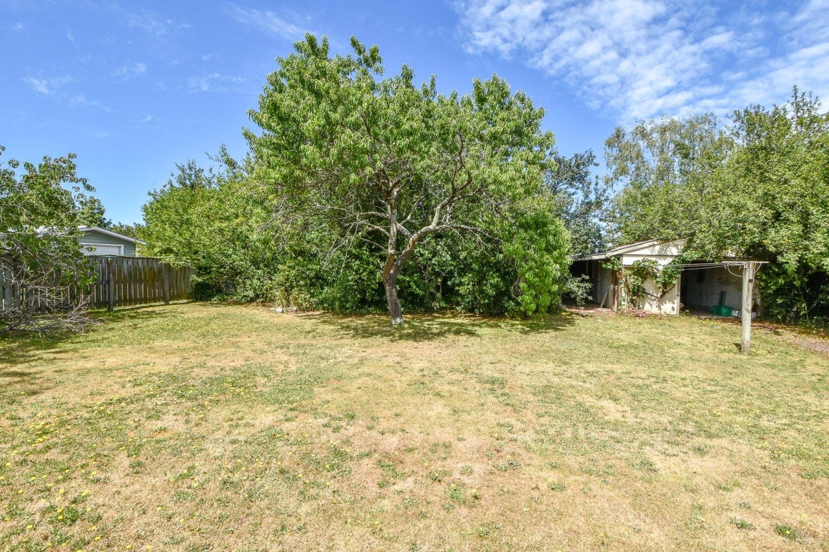 22 Moreton Road, Carterton - Carousel 26