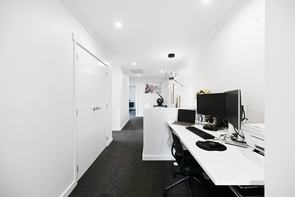 70 Maanihi Drive, Rototuna North, Hamilton - Carousel 16