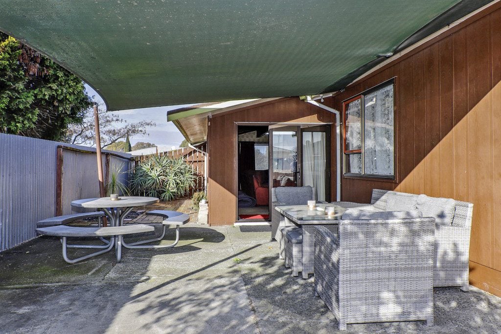 18 Cortes Crescent, Flaxmere, Hastings - Carousel 14