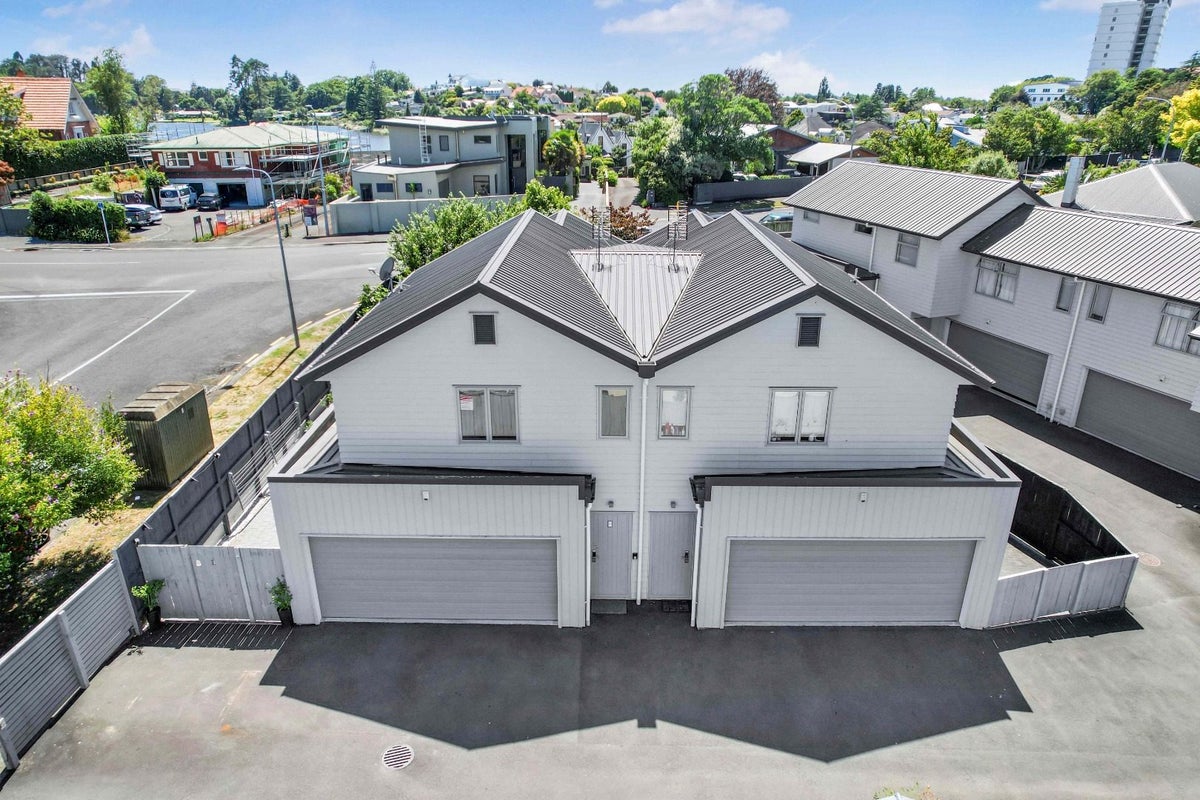 1/1 Hibiscus Avenue, Hamilton Lake, Hamilton - Carousel 2