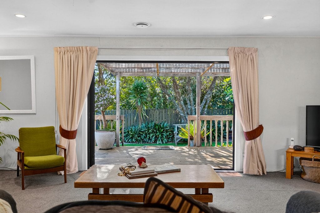 101B Beach Road, Pahurehure, Papakura - Carousel 2