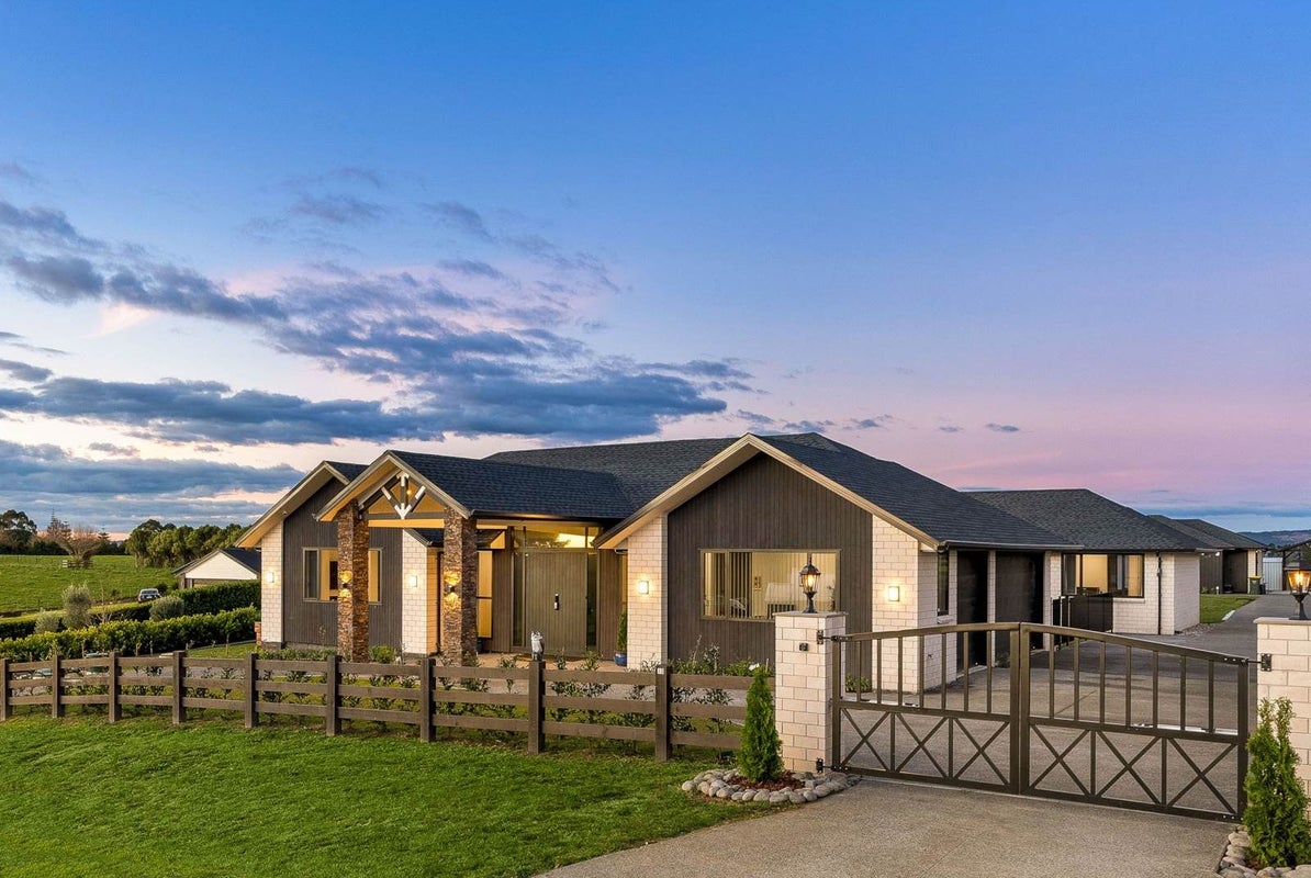 30 Karaka School Lane, Karaka, Papakura - Carousel 1