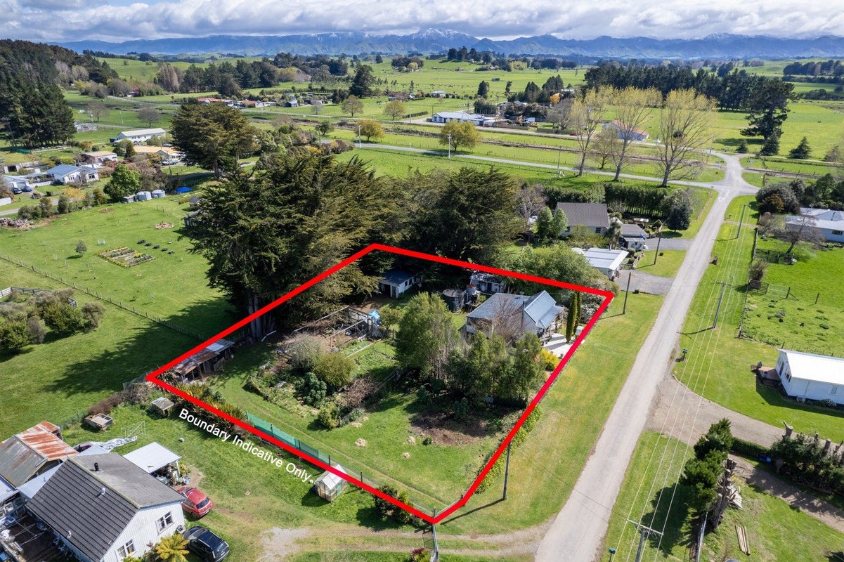 14 Forward Street, Dannevirke - Carousel 20