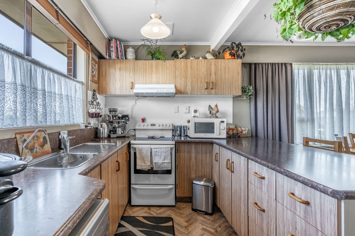 77 Regent Street, Newfield, Invercargill - Carousel 2