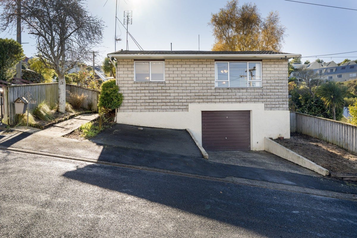 11 Dalry Street, Mornington, Dunedin - Carousel 1