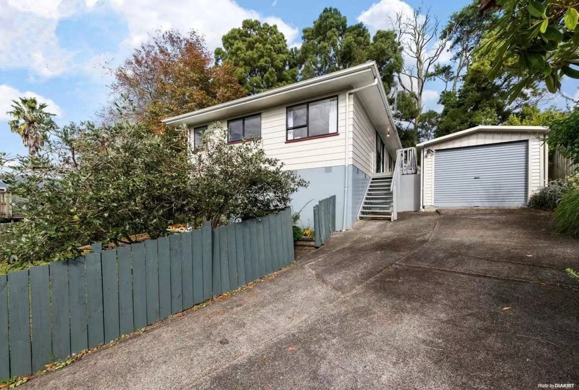 8 Midgley Road, West Harbour, Auckland - Carousel 2