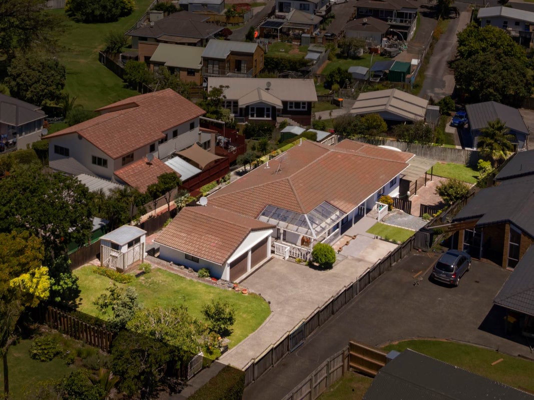 18 Zealandia Road, Manly, Whangaparaoa - Carousel 2