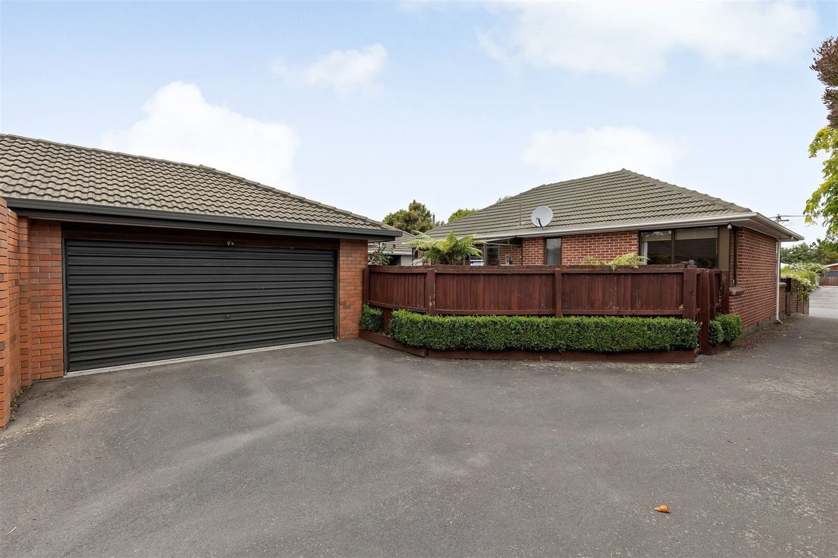 35 Dunedin Street, Redwood, Christchurch - Carousel 14