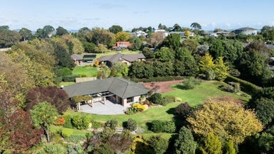 102B Victoria Avenue, Waiuku, Waiuku - Carousel 1