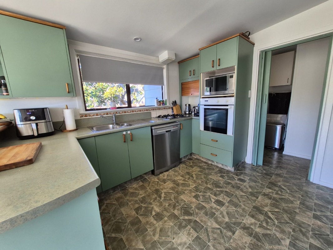 28 Malta Crescent, South New Brighton, Christchurch - Carousel 2