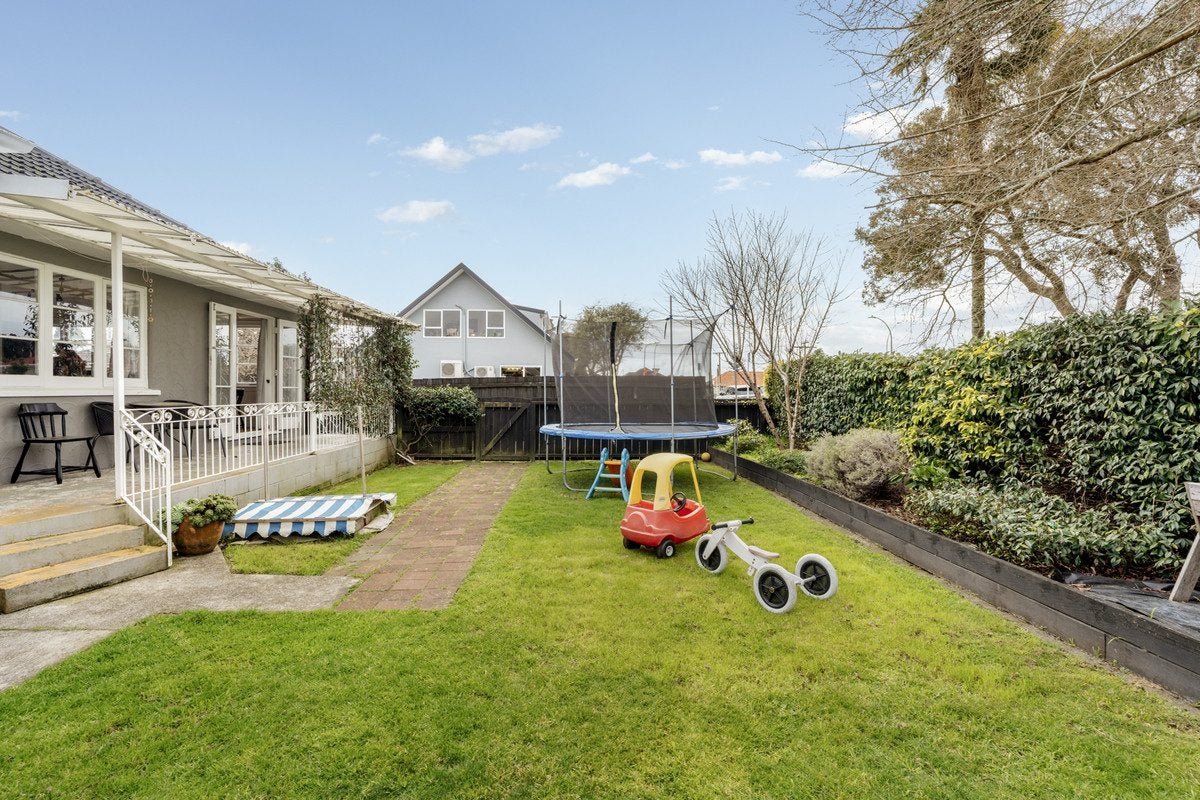 7 Rimu Street, Gate Pa, Tauranga - Carousel 2