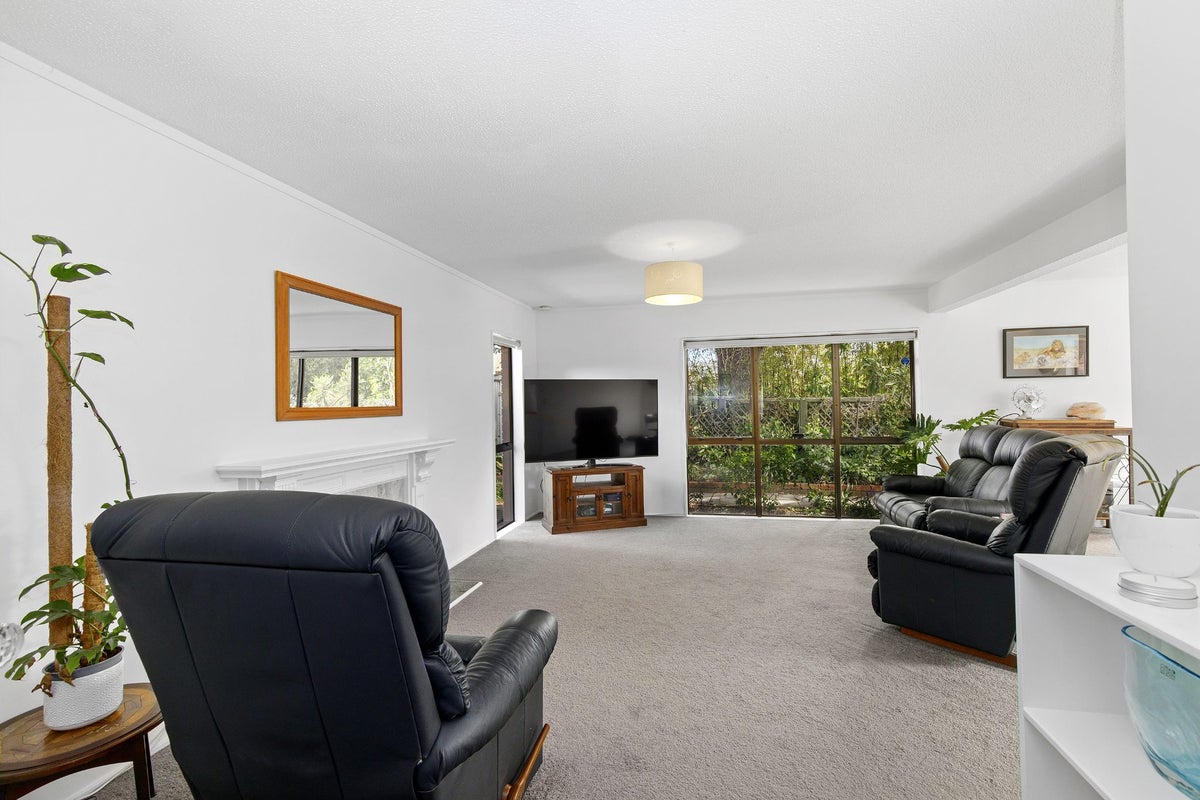 133C Waterloo Road, Hutt Central, Lower Hutt - Carousel 2