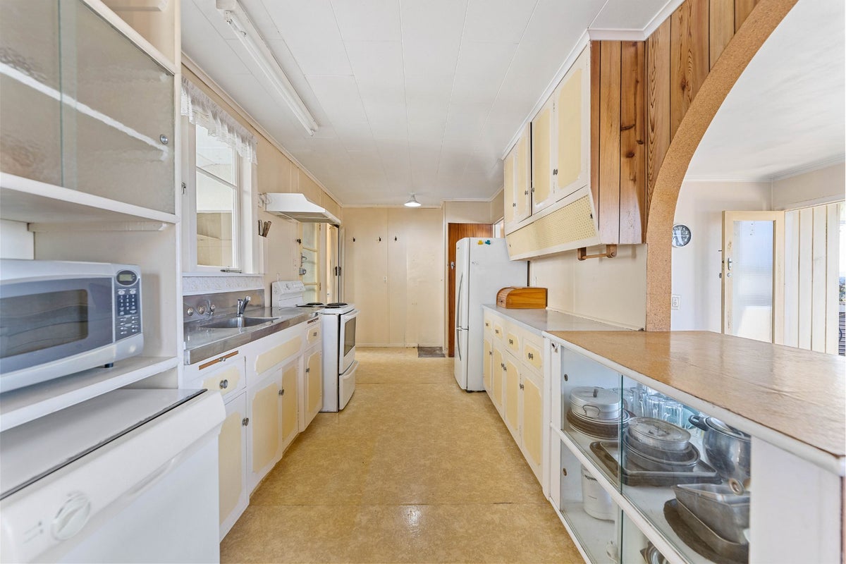 195 Taharepa Road, Tauhara, Taupo - Carousel 27