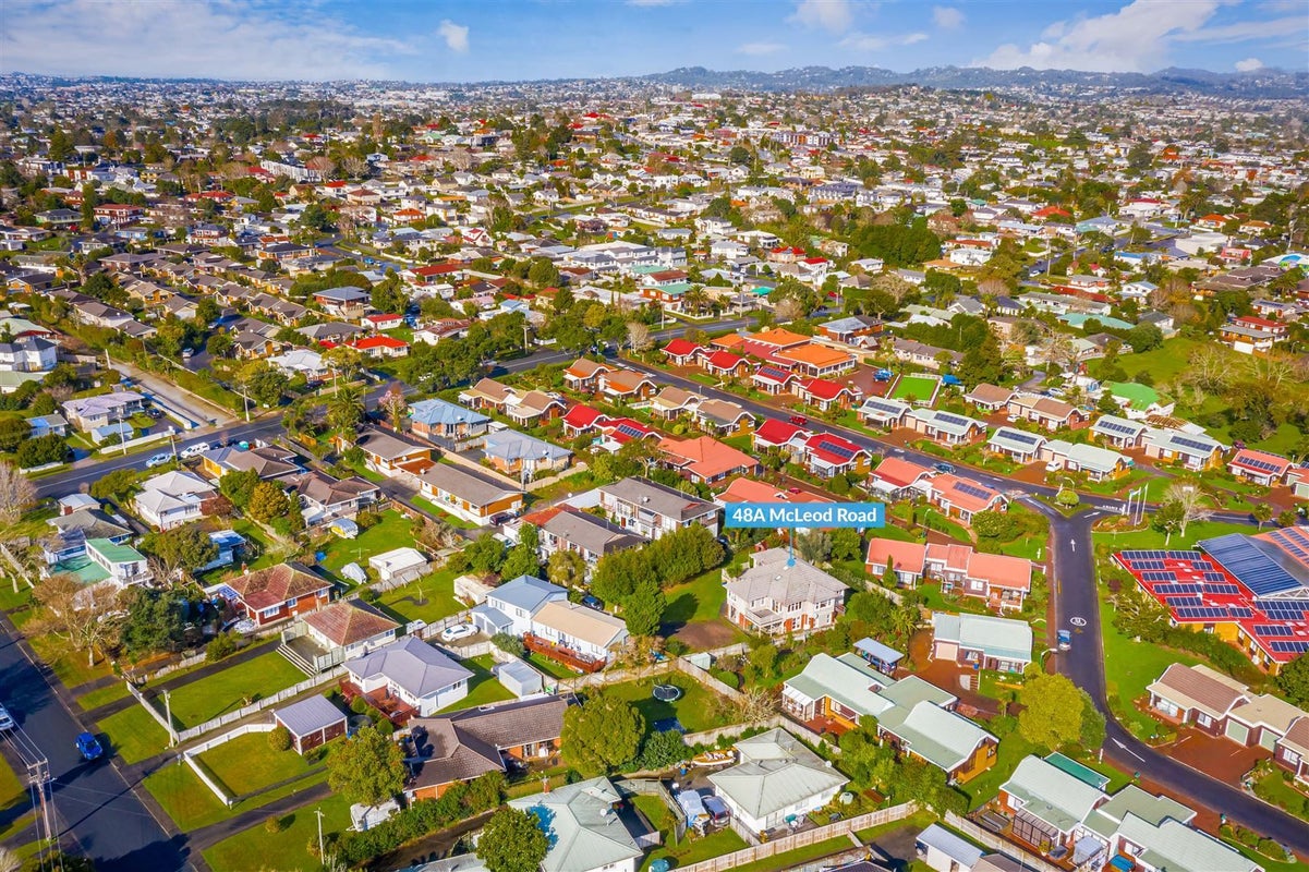 48A McLeod Road, Henderson, Auckland - Carousel 30
