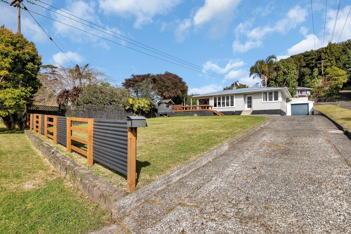 48 Tuatara Drive, Kamo, Whangarei - Carousel 2