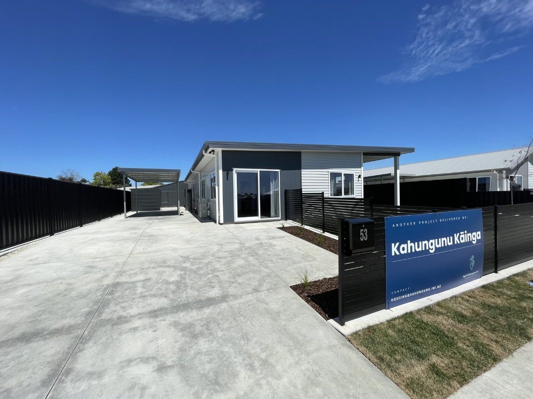 53 Whakaruru Crescent, Flaxmere, Hastings - Carousel 2