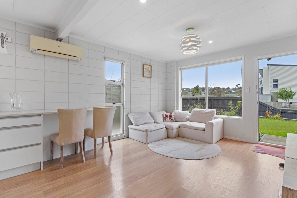 3/1 Cockayne Crescent, Sunnynook, Auckland - Carousel 2