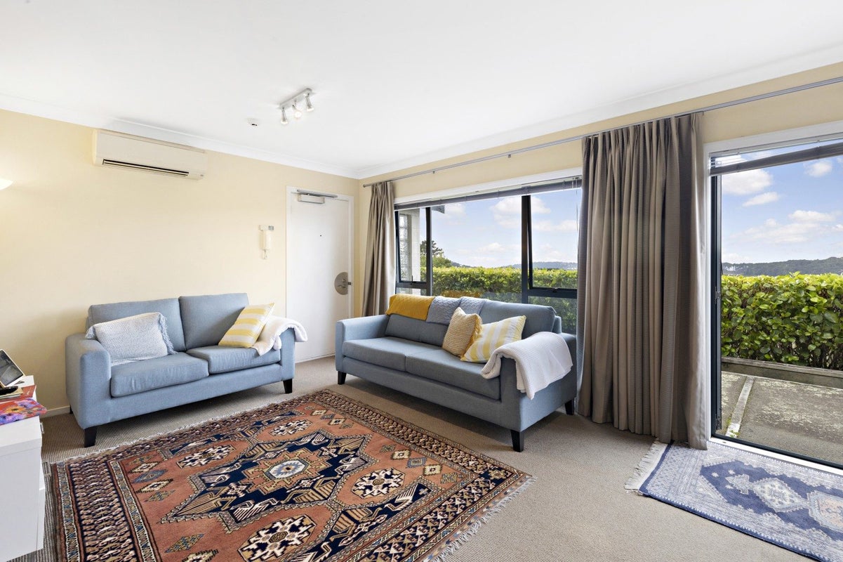 80 Farnham Street, Mornington, Wellington - Carousel 2