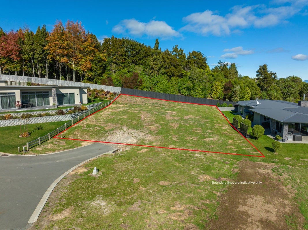 11 Azalea Lane, Waipahihi, Taupo - Carousel 4