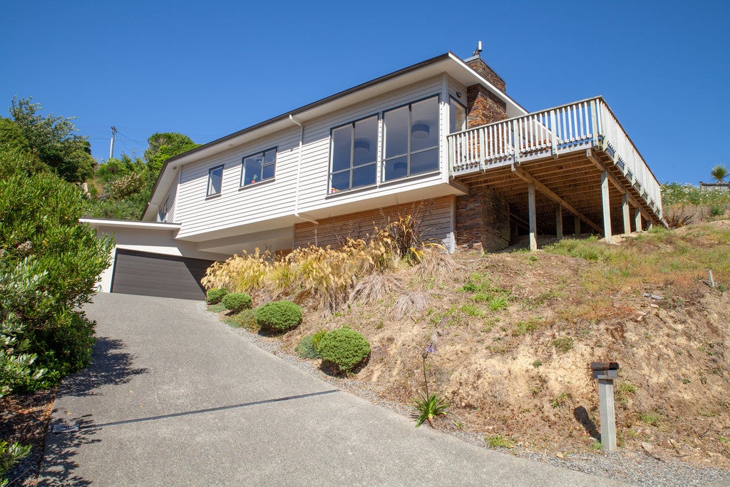 41 Khouri Avenue, Karori, Wellington - Carousel 2