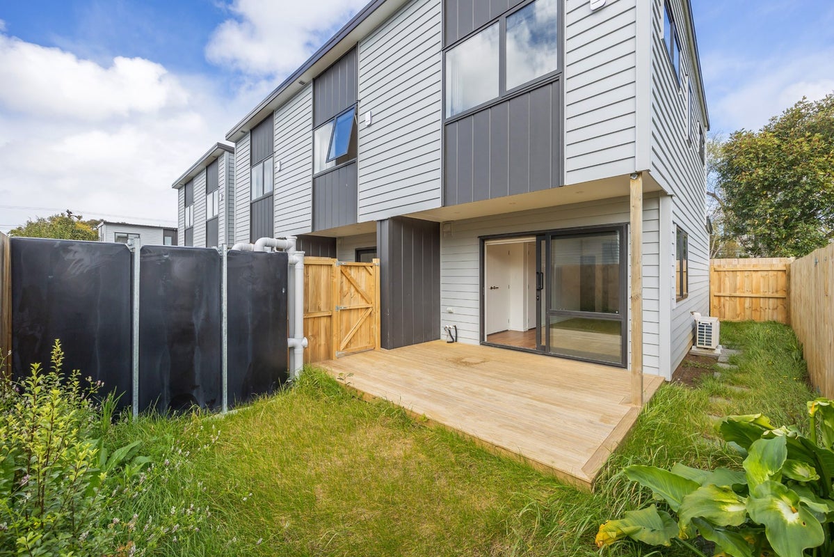 3/314 Royal Road, Massey, Auckland - Carousel 2
