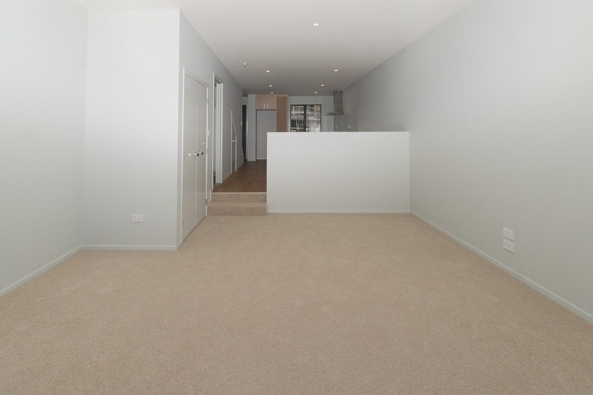 2B Nerita Place, Long Bay, Auckland - Carousel 2