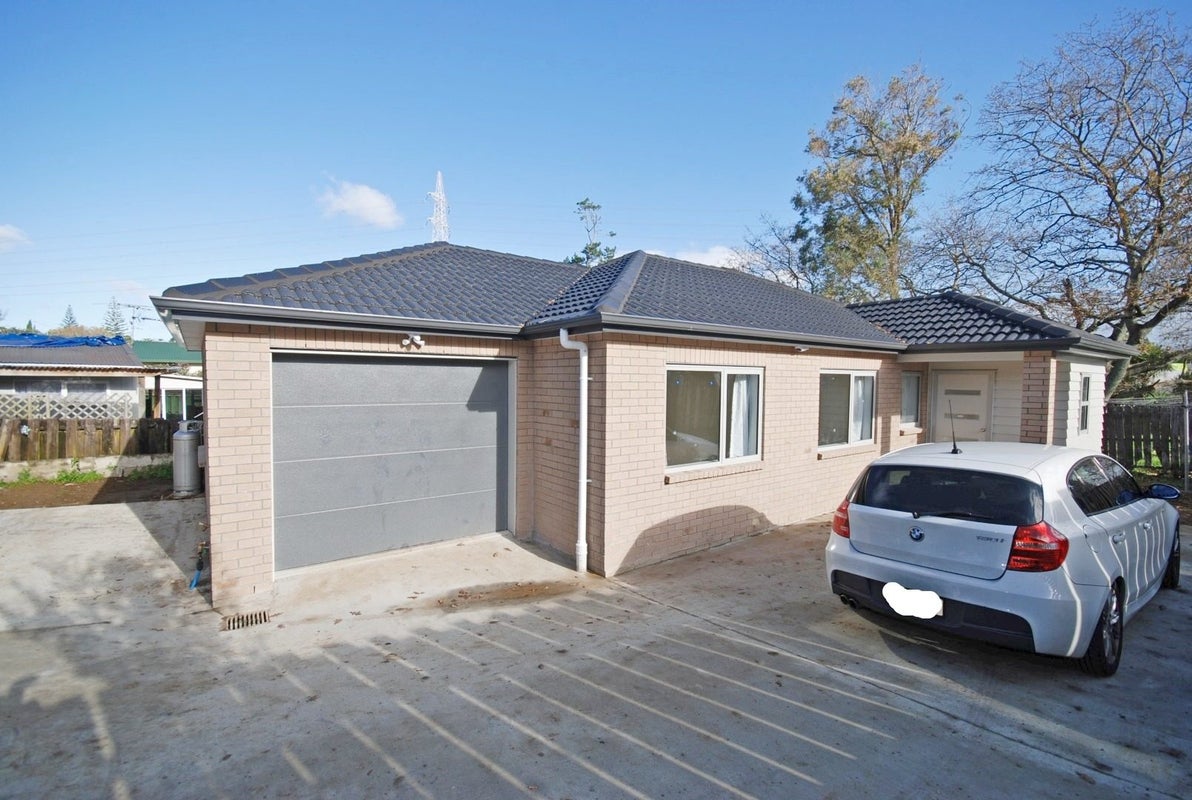 56A Titoki Street, Te Atatu Peninsula, Auckland - Carousel 12