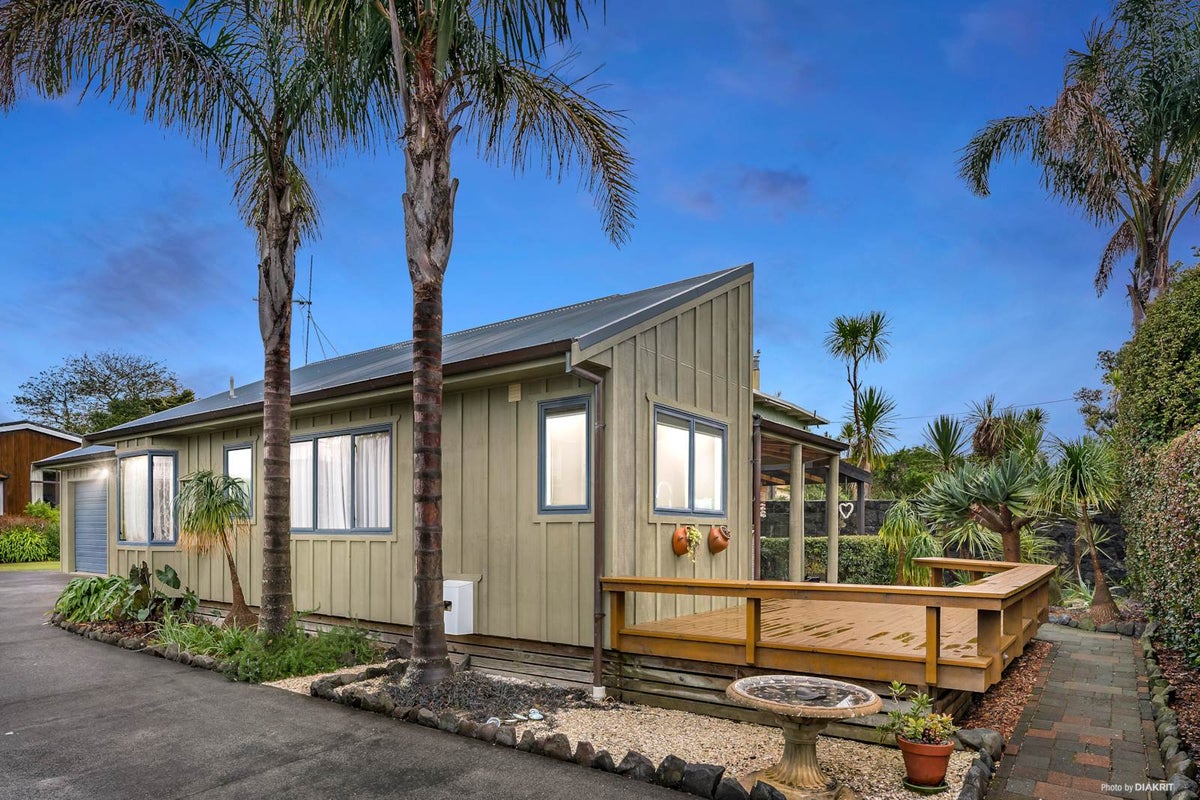 15A ROCK ISLE RD, Torbay, North Shore City - Carousel 1