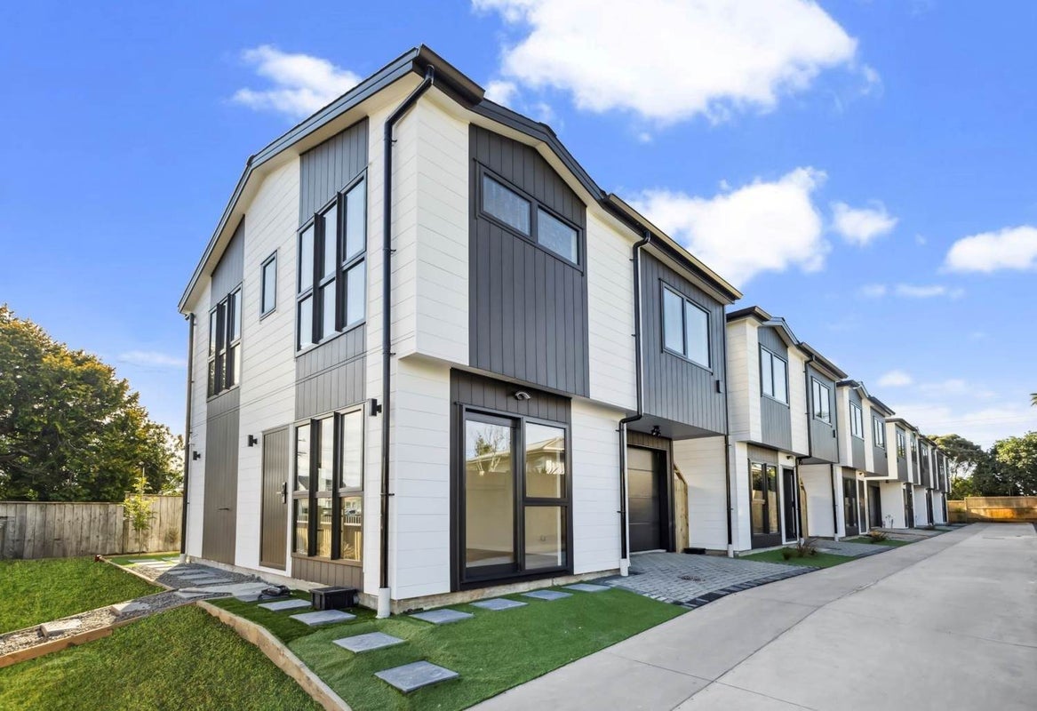 23 Stonex Road, Papatoetoe, Auckland - Carousel 21