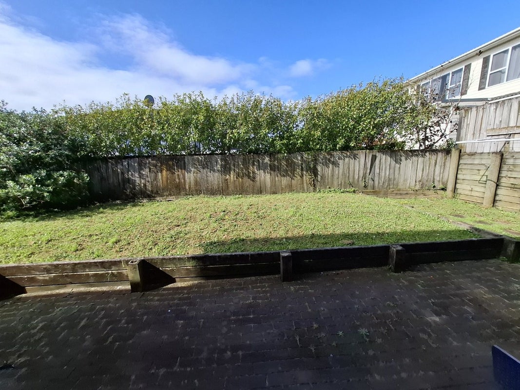 4 Hira Way, Hillsborough, Auckland - Carousel 13