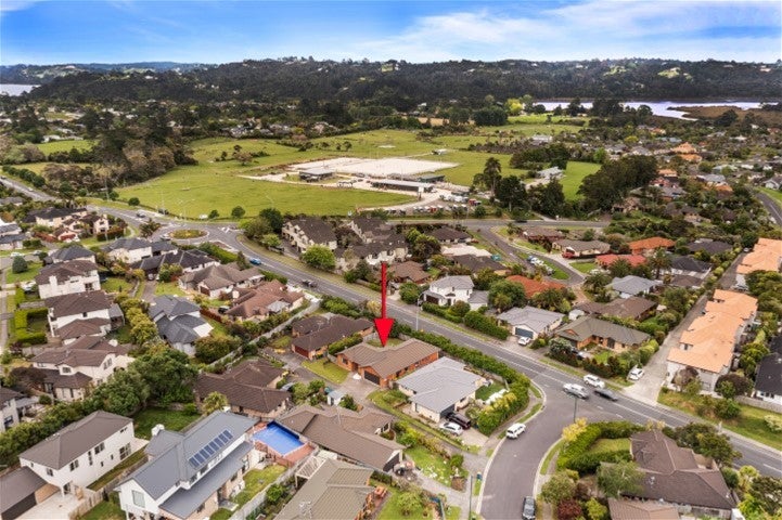3 Durbin Court, Greenhithe, Auckland - Carousel 1