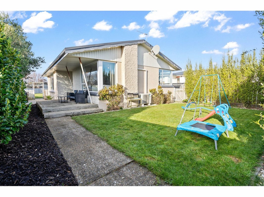 32 Highfield Terrace, Newfield, Invercargill - Carousel 1