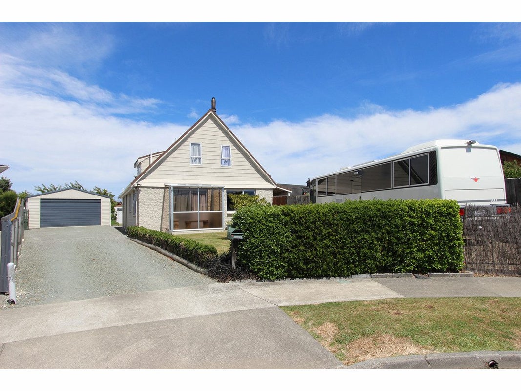 10 Turner Place, Riversdale, Blenheim - Carousel 1